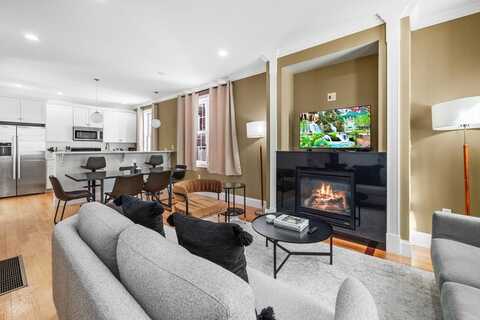 91 Dresser St, Boston, MA 02127