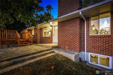 7415 Steilacoom Boulevard SW, Lakewood, WA 98499