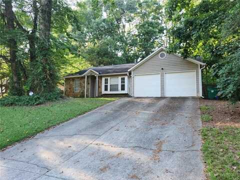 837 Forest Path, Stone Mountain, GA 30088
