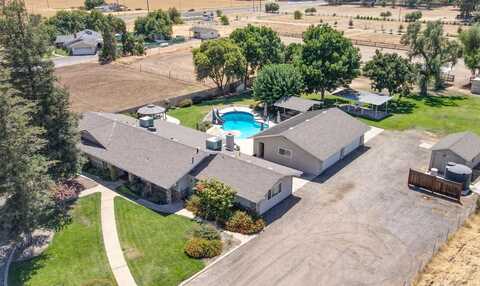 5091 Marjan Avenue N, Clovis, CA 93619