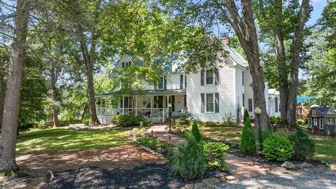 1689 Old Murphy Rd, Franklin, NC 28734