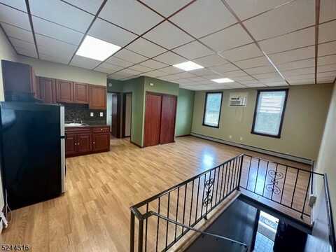 75 Bloomfield Ave, Montville, NJ 07058