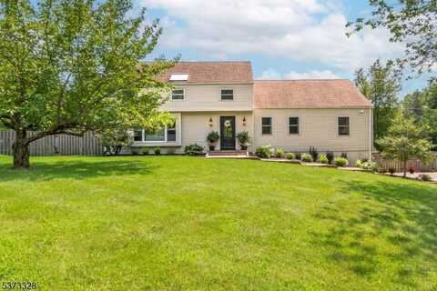 1380 Tullo Rd, Bridgewater, NJ 08836