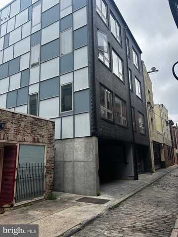 110 NAUDAIN STREET, PHILADELPHIA, PA 19147
