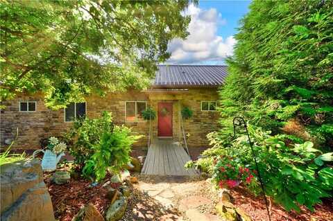 325 Weoka Court, Ellijay, GA 30540