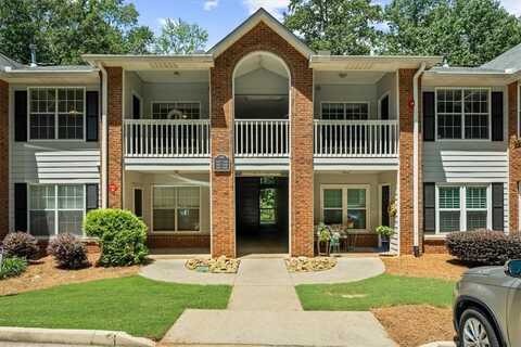 123 Streamside Drive, Roswell, GA 30076