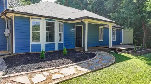 3208 Navajo Circle, Gainesville, GA 30501