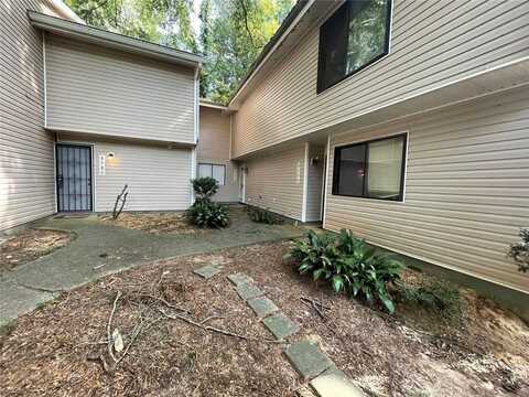 8588 Creekwood Way Way, Jonesboro, GA 30238