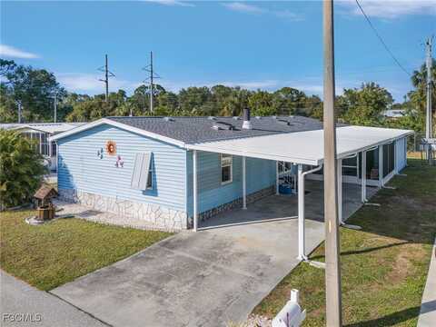 227 Shrub Lane N, North Fort Myers, FL 33917