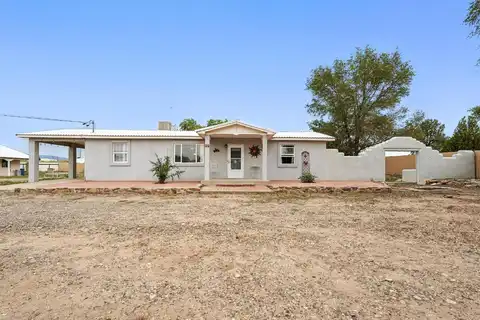 15 Karen Lane, Los Lunas, NM 87031