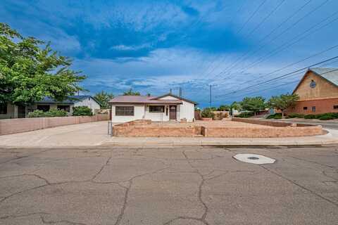 1329 ERBBE Street NE, Albuquerque, NM 87112