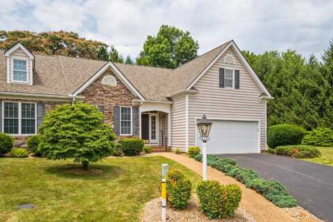 3 BUCKINGHAM COMMON, WAYNESBORO, VA 22980