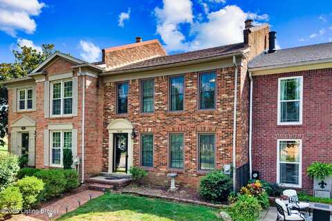 9538 Wessex Pl, Louisville, KY 40222