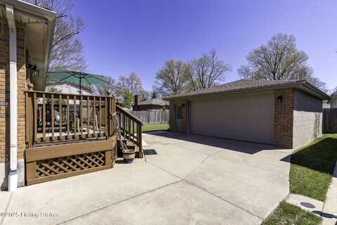 5903 Bucks Ln, Louisville, KY 40291