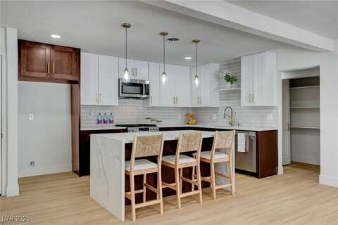2108 Lenwood Avenue, North Las Vegas, NV 89030
