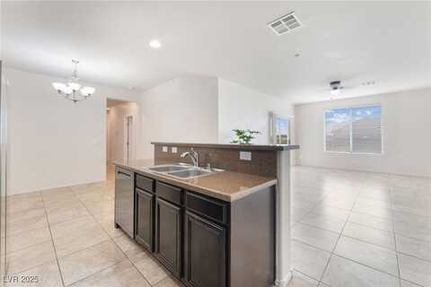 4437 Dover Straight Street, Las Vegas, NV 89115