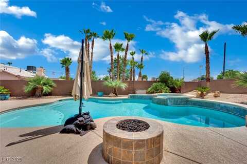 4475 Valley Regal Way, North Las Vegas, NV 89032