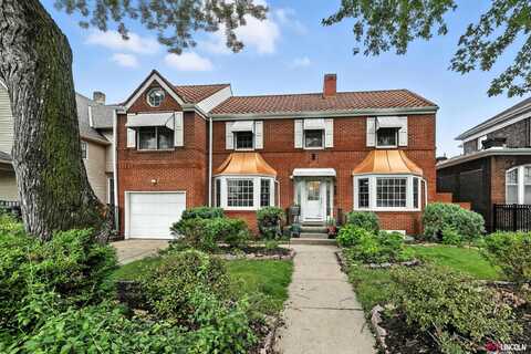 3862 California Street, Omaha, NE 68131