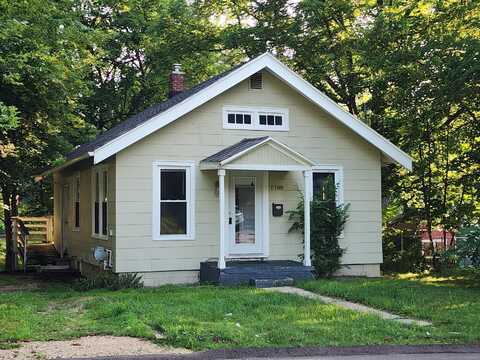 1709 Jefferson Avenue, Kalamazoo, MI 49007