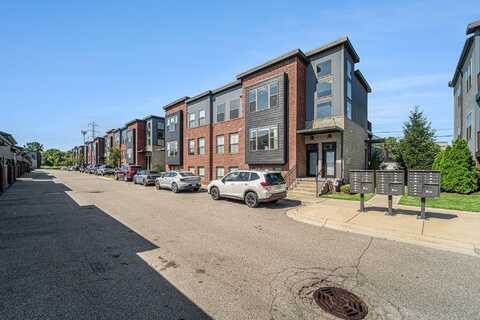 1220 Diamond Court, Royal Oak, MI 48067