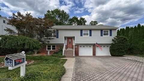 26 Audubon Pkwy, Wayne, NJ 07470