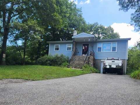 28 Lakeside Dr NW, Vernon, NJ 07461