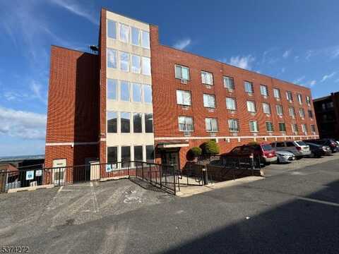 1911 Grand Ave, North Bergen, NJ 07047