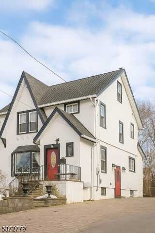 91 3Rd Ave, Westwood, NJ 07675