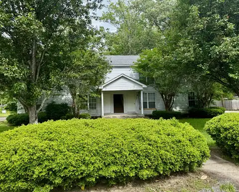194 McCord St, West Point, MS 39773