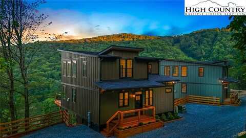 397 Snow Cloud Drive, Seven Devils, NC 28604