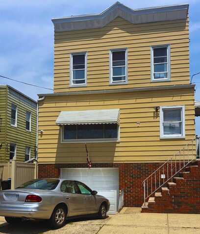7 MECHANIC ST, Bayonne, NJ 07002