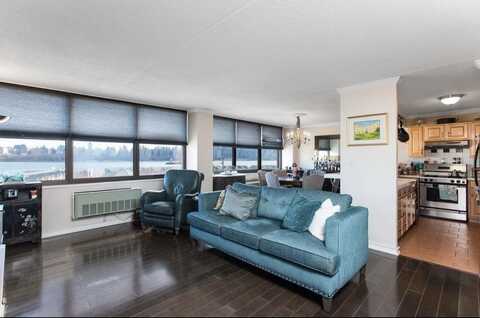 7004 BLVD EAST, Guttenberg, NJ 07093