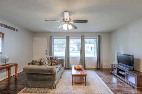 7804 E 90TH Terrace, Kansas City, MO 64138