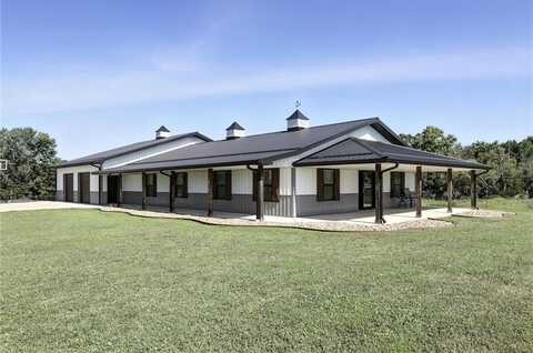 690 SW T Highway, Holden, MO 64040