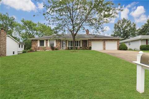 712 E Market Street, Warrensburg, MO 64093