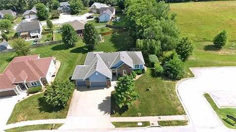501 Chestnut Circle, Raymore, MO 64083