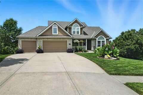 800 Cherry Lane, Smithville, MO 64089