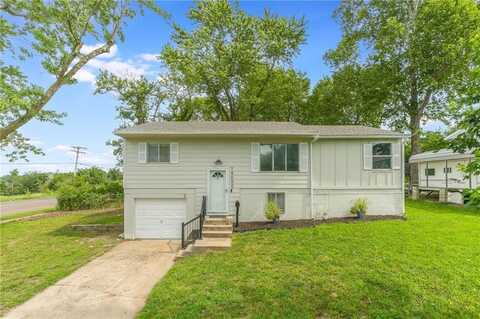18000 E Shoshone Drive, Independence, MO 64058