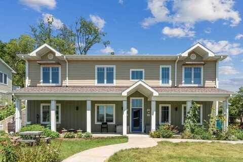 184 Prairie Hill Ln, IowaCity, IA 52246