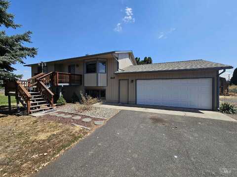 1825 Cedar Ave., Lewiston, ID 83501