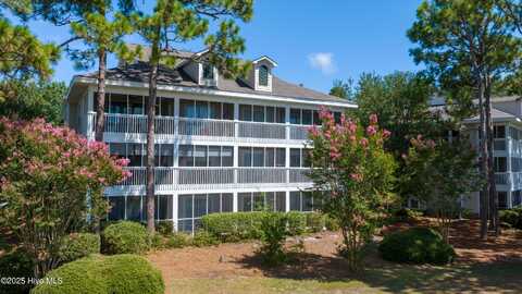 3350 Club Villas Drive SE, Southport, NC 28461