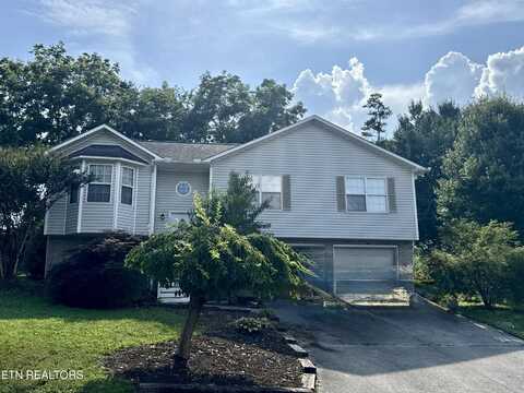 7447 Twin Brooks Blvd, Knoxville, TN 37918
