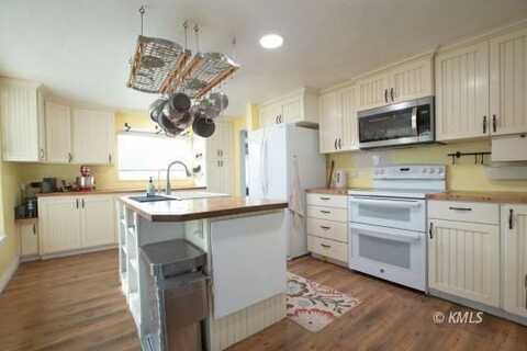 146 S 100 E, Glendale, UT 84729