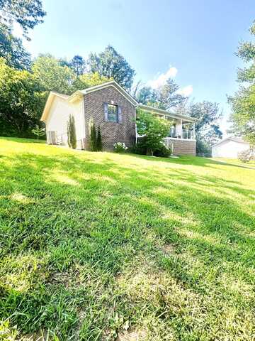1708 Boardwalk Circle, Morristown, TN 37814