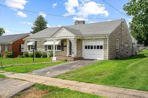 411 College Manor, Harrodsburg, KY 40330