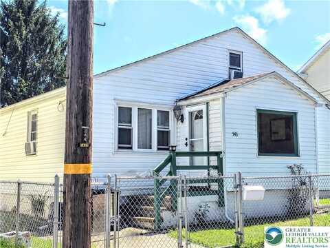 546 W MAIN Street, Weatherly Boro, PA 18255