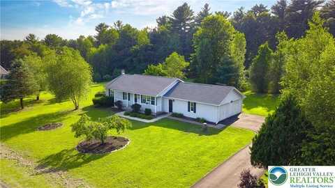 2241 Reo Drive, Chestnuthill Twp, PA 18330