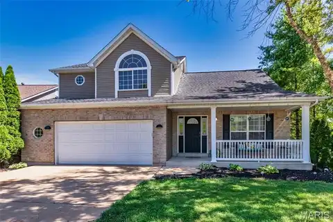 1010 Winter Lake Drive, Fenton, MO 63026