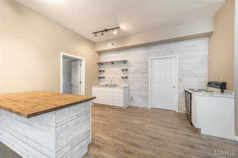 10576 Highway PP, Poplar Bluff, MO 63901