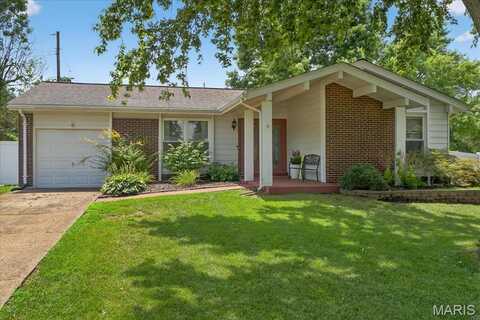2235 Bentley Manor Drive, Fenton, MO 63026